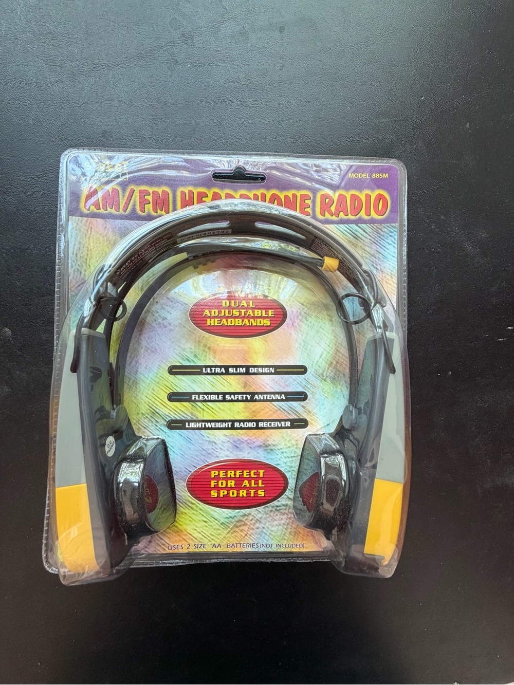 Vintage Street Beat AM/FM Headphone Radio Model 885M New Sealed
